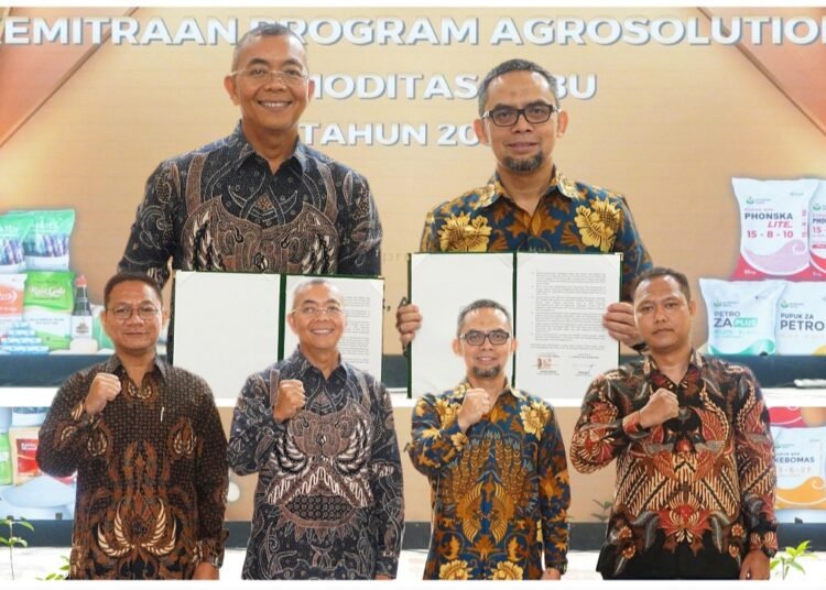 Program Agrosolution Petrokimia Gresik Sukses Tingkatkan Produktivitas dan Kesejahteraan Petani Tebu