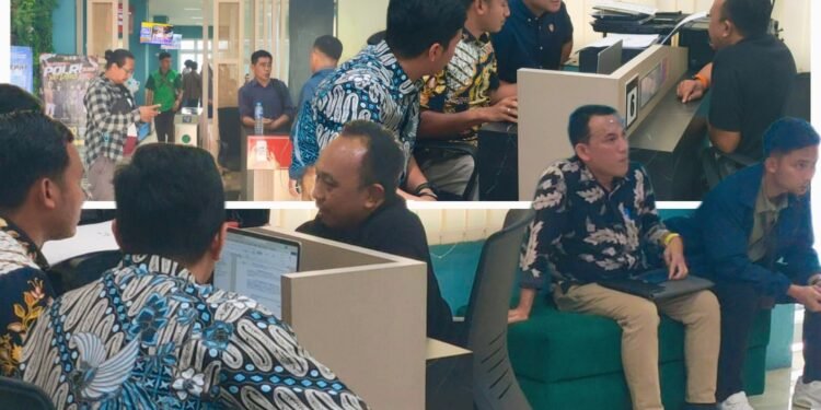 Bersama Kabag Hukum, Kepala BKPSDM Pemkab Gresik Resmi Laporkan Kasus Penipuan Rekrutmen ASN ke Polisi