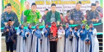 Inilah Guru Madrasah Menganti: Mengabdi dengan Hati, Mengajar dengan Teknologi