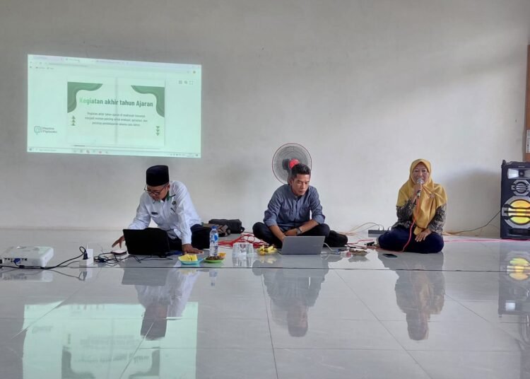 Penuh Semangat !! Kamad MI se-Dukun dan Pengawas Madrasah Gelar Rakor Akhir Tahun Ajaran 2025-2026