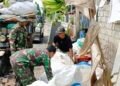 Pengepul Sampah pun Tak Lepas dari Kepedulian Satgas TMMD 128 di Desa Slempit Kedamaean 