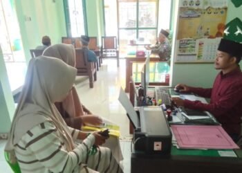Pejuang Ilmu Serbu Kantor MWCNU Dukun Berburu Beasiswa PWNU Jatim