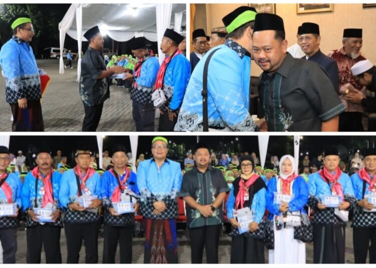 Bupati Gus Yani Berangkatkan Jamaah Haji Gresik, Termasuk Wabup dr. Alif Bersama Istri: Fokus Ibadah dan Jaga Kesehatan