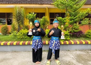 Jawara Pencak Silat O2SN: MIN 1 Gresik Berhasil Kirim Dua Atlet Terbaiknya ke Tingkat Kabupaten Gresik   