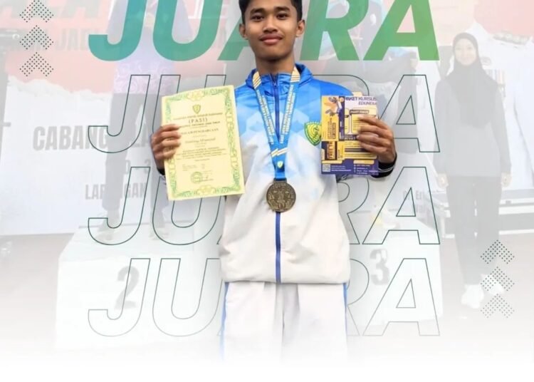 Double Winners !! Bambang Afriansyah MAN 2 Gresik Rajai Lari 1500 M Piala Wali Kota Surabaya