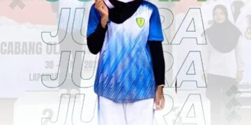 Srikandi Tangguh MAN 2 Gresik Imel Tri Ardhita Sabet Juara 1 Lomba Lari 800 M Putri Piala Wali Kota Surabaya 2026