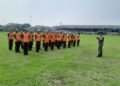 Tumbuhkan Jiwa Kepemimpinan, Babinsa Manyar Latih PBB Siswa SMK Nurul Islam