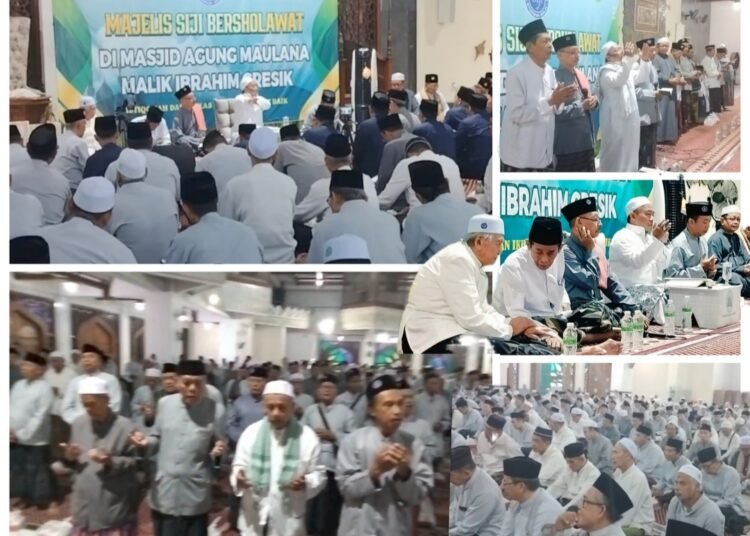 Majelis Siji Bersholawat Bareng KH. Zainul Amin Ismail di Masjid Agung Maulana Malik Ibrahim Gresik
