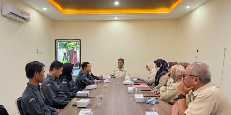 Bawaslu Gresik Bangun Sinergi dengan Universitas Gresik, Dorong Edukasi Demokrasi bagi Generasi Muda