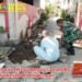 Babinsa Kota Gresik dan Warga Bersatu Lawan DBD Melalui Kerja Bakti Lingkungan