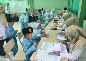 Wow, Ada Rumah Sakit Mini Hadir di MIN 2 Gresik untuk Layanan Kesehatan Siswa