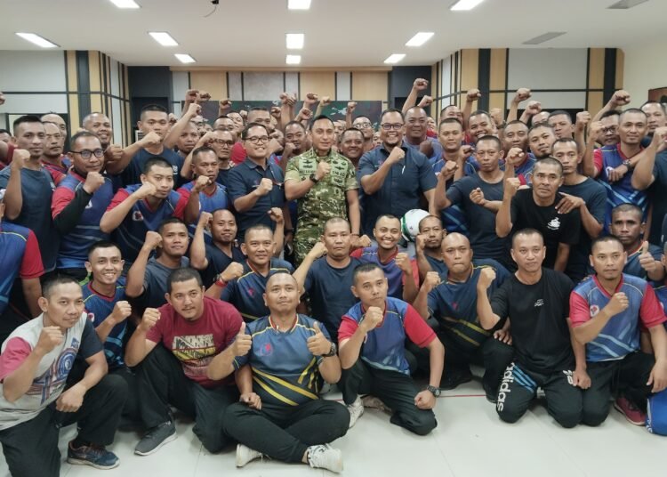 Dandim Gresik Tanamkan Jiwa Kepemimpinan pada Patriotic Leadership Program Indospring Tbk