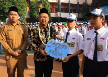 UPT SMPN 1 Gresik Peringkat Pertama Penyumbang Siswa Terbanyak OSN Tingkat Provinsi