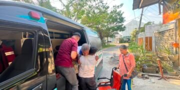 Polres Gresik Komitmen Berikan Layanan Terbaik: Ambulans Gratis Antar Pasien dari Rumah Sakit hingga Tiba di Rumah