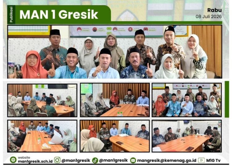 Tim Kementerian Agama RI Monitoring Program Pengembangan Profesi Guru di MAN 1 Gresik