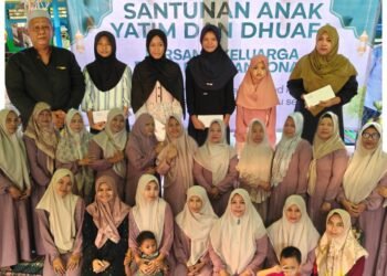 Penuh Berkah !! Warga RT. 01 Desa Klangonan Kebomas Istiqomah Santuni Anak Yatim Piatu dan Dhuafa