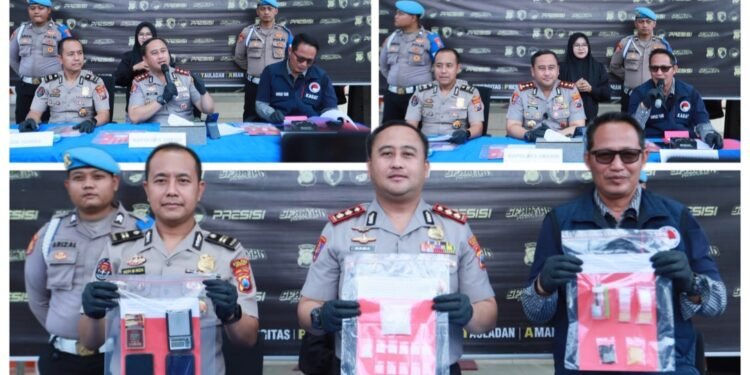 Babat Habis Narkoba !! Satresnarkoba Polres Gresik Ringkus Dua Kurir Sabu 38 Gram