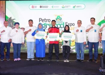 Jutaan Petani Indonesia Sudah Tua, Petrokimia Gresik Gelontor Beasiswa Dukung Regenerasi Petani