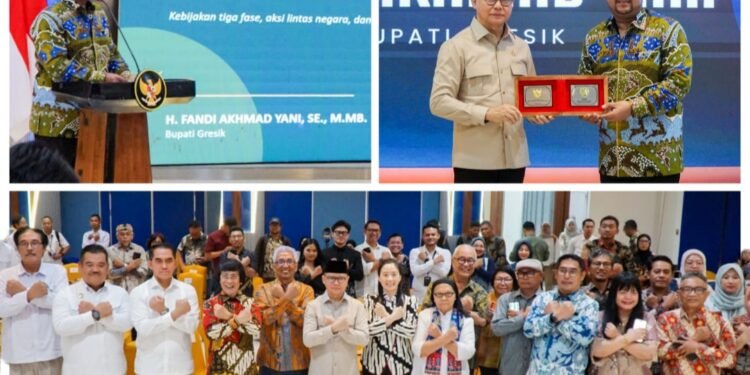 Gus Yani Raih Penghargaan Kepala Daerah Inspiratif dalam Gerakan Peduli Anak Pekerja Migran Indonesia dari Menteri P2MI