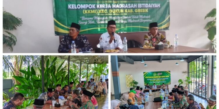 Semangat Tahun Ajaran Baru, KKMI Dukun Bersama Pengawas Madrasah Gelar Rakor di RM Perahu Pecah Panceng 