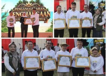 Kembali Ukir Prestasi, Bupati Gresik Raih Penghargaan di Festival Mangrove Jatim ke-10