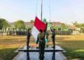 Prajurit Kodim 0817/Gresik Rutin Tiap Senin Gelar Upacara Bendera: Wujud Disiplin, Tanggung Jawab, dan Pengabdian