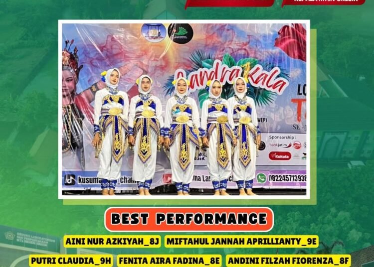 Regu Sanggar Tari MTsN Gresik Raih Best Performance pada Lomba Tari Candrakala Tingkat Jawa Timur
