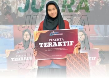 Shalsabilla Putri Siswi MAN 2 Gresik Raih Penghargaan Peserta Teraktif di Ajang Training Public Speaking Galeri Bertumbuh