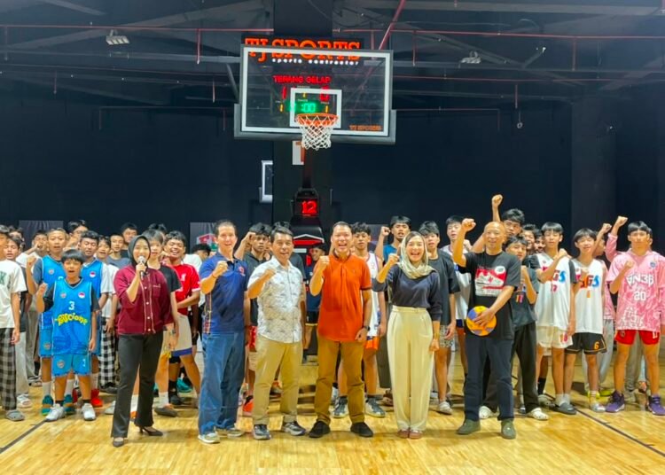 Keren! Gressmall Helat Lomba Basket di Giri Elevation Court Sambut HUT Kemerdekaan RI ke-81