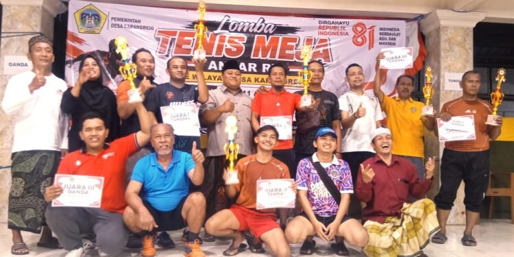Semarak Kemerdekaan, Tenis Meja Jadi Ajang Kompetisi Antar RT di Karangrejo Manyar