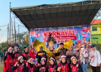 Wow, Karnaval Desa Kedanyang Kebomas Semarakkan HUT RI ke-81 Berlangsung Meriah Penuh Warna