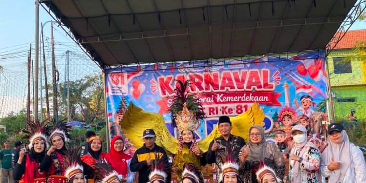 Wow, Karnaval Desa Kedanyang Kebomas Semarakkan HUT RI ke-81 Berlangsung Meriah Penuh Warna