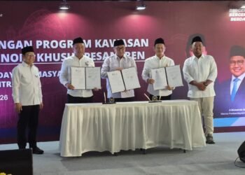 Cak Imin Dorong Pesantren Jadi Pusat Kemandirian Ekonomi lewat Program Kawasan Sosial Ekonomi Khusus di Ponpes Ihyaul Ulum Dukun