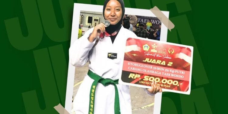 Siswi UPT SMPN 10 Gresik Raih Juara 2  Kyorugi Prestasi Kejuaraan Bupati Cup 2026
