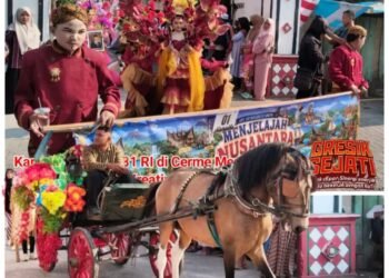 Ribuan Pasang Mata Dibikin Takjub Saksikan Karnaval HUT Kemerdekaan RI ke-81 di Kecamatan Cerme 