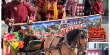 Ribuan Pasang Mata Dibikin Takjub Saksikan Karnaval HUT Kemerdekaan RI ke-81 di Kecamatan Cerme 