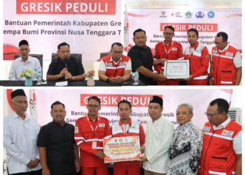 Gresik Peduli !! Bupati Gus Yani Bersama Baznas, PGRI, dan PMI Salurkan Bantuan Senilai Rp250 juta untuk Korban Gempa NTT