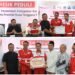 Gresik Peduli !! Bupati Gus Yani Bersama Baznas, PGRI, dan PMI Salurkan Bantuan Senilai Rp250 juta untuk Korban Gempa NTT