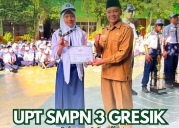 Lari dan Renang Diterjang, Keysha Siswi UPT SMPN 3 Gresik Bawa Pulang Piala Kejurda Aquathlon Tingkat Jawa Timur
