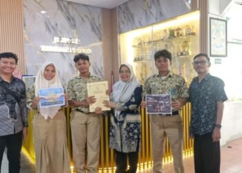 Peduli Bencana !! UPT SMPN 4 Gresik Galang Dana untuk Korban Gempa Nusa Tenggara Timur