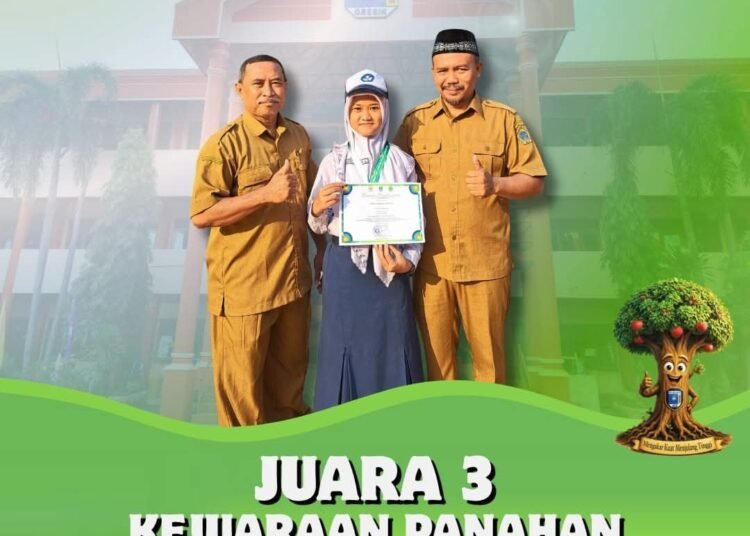 Aprilia Dara Cantika Murid UPT SMP Negeri 1 Gresik Raih Juara 3 Panahan Divisi Nasional U15 Putri