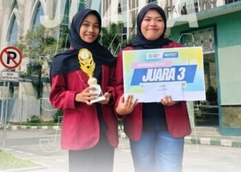 Gagas Ide Bisnis Inovatif, Dinada & Vania Raih Juara 3 Business Plan Competition pada Event Muamalah Festival 2026