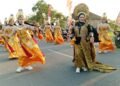 Ribuan Warga Tumpah Ruah Banjiri Glindah Carnival Puncak Perayaan HUT RI ke 81