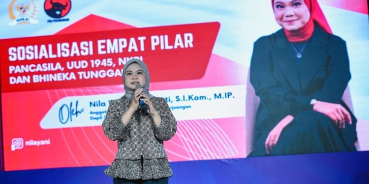 Perkokoh Jiwa Nasionalisme Generasi Muda, Nila Yani Hardiyanti Gelar Sosialisasi 4 Pilar MPR RI Bersama DPC TMP Gresik di Gedung GNI