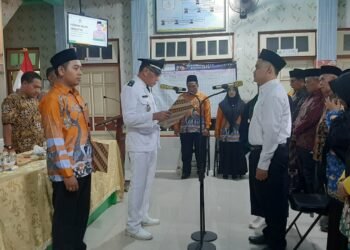 Pemdes Sumberrejo Gresik Lantik Perangkat Desa, Camat Manyar Tekankan Pelayanan Terbaik 