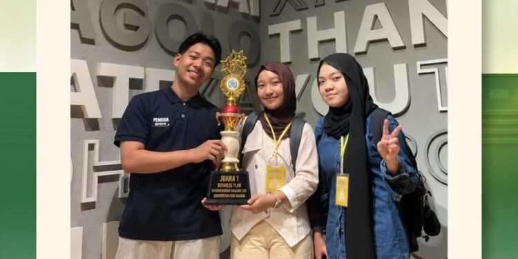 Tim MAN 2 Gresik Sukses Raih Juara 1 di Ajang Bergengsi Lomba Bisnis Plan Tingkat Nasional