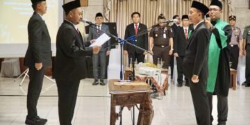 Akhirnya Edy Resmi Dilantik Jadi Penjabat Sekda Gresik: Siap Emban Amanah dengan sebaik-baiknya !! 