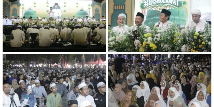 Ribuan Jamaah Khidmat Ikuti Gresik Bersholawat, Bupati Gus Yani Ajak Masyarakat Perkuat Doa dan Kebersamaan